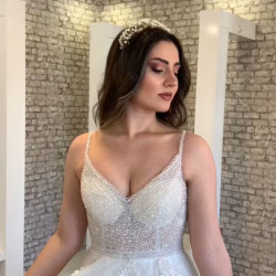 Weißes besticktes Hochzeitskleid Lil-5