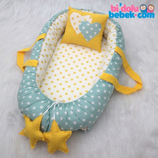 Mintfarbener Stern und gelber Stern gemustertes Babynest - Mummy Cuddle Mintfarbener Stern und gelber Stern gemustertes Babynest - Mummy Cuddle