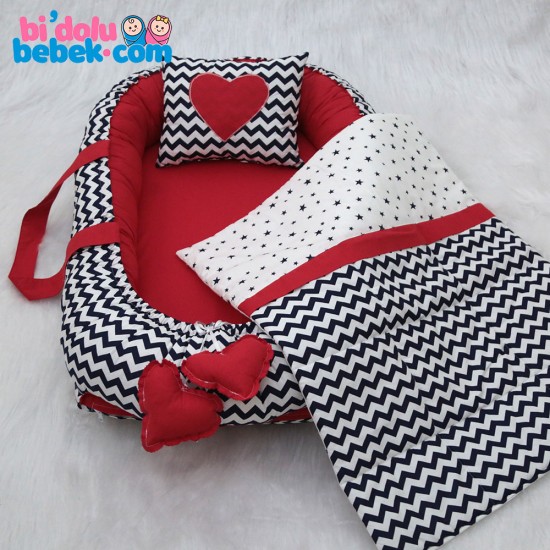 Marineblaues, zickzackgemustertes, rotes Babynest Special Set - Schoß der Mutter- Babynest Marineblaues, zickzackgemustertes, rotes Babynest Special Set - Schoß der Mutter- Babynest